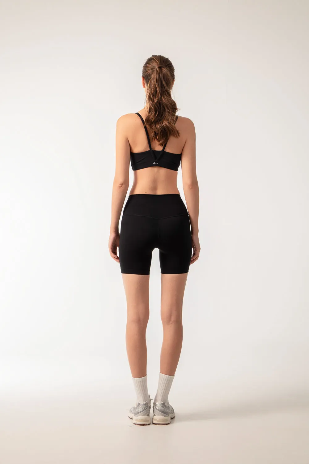 AURA Shorts - Black