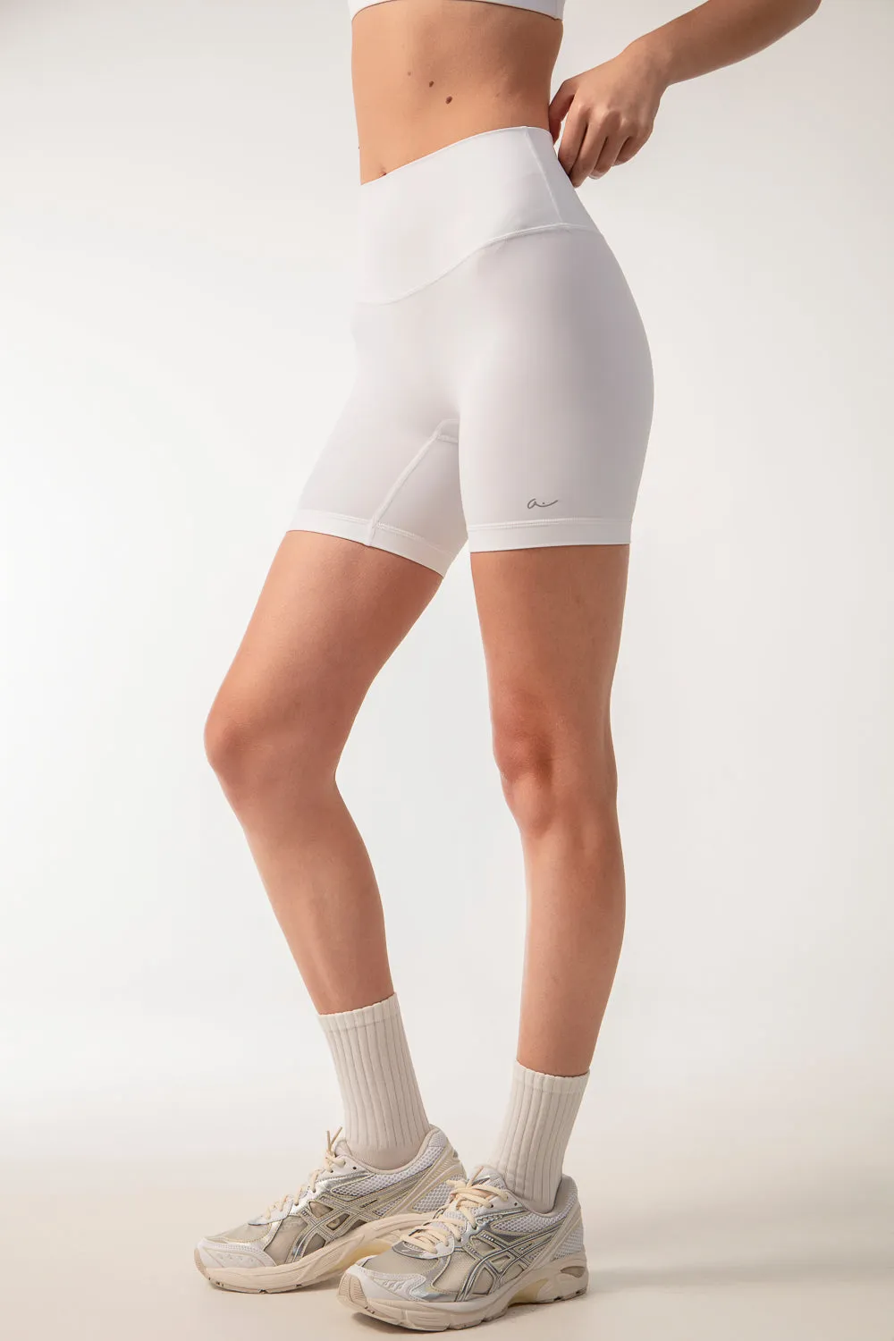 AURA Shorts - White