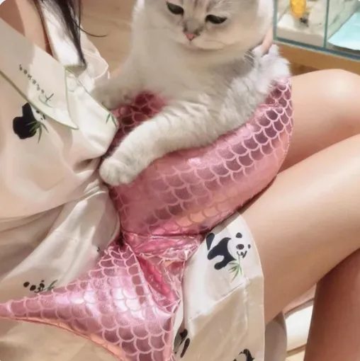 Mermaid Tail Pet Costume - Adorable Fishtail Outfit for Cats and Small Dogs